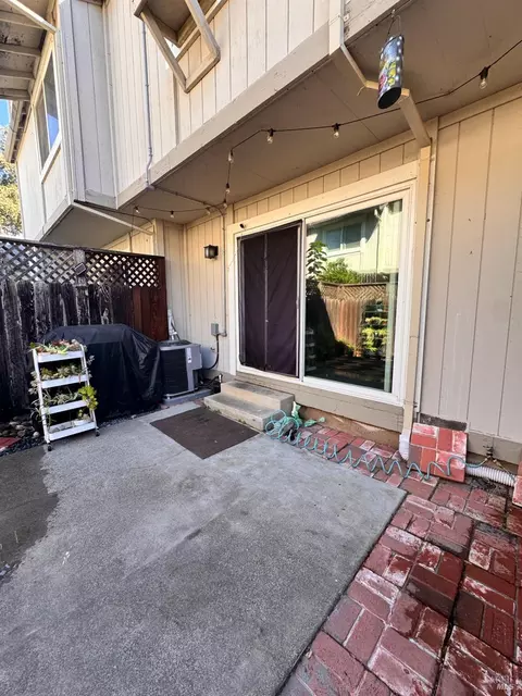 Exterior - 37 Front St, Healdsburg, CA 95448 photo 5 of 5