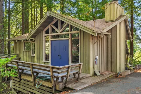 31459 Seaview Rd, Cazadero, CA 95421