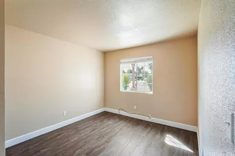 Bedroom - 1440 Ingrid Dr, Dixon, CA 95620 photo 4 of 10