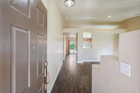 Entry Way - 1440 Ingrid Dr, Dixon, CA 95620 photo 1 of 1