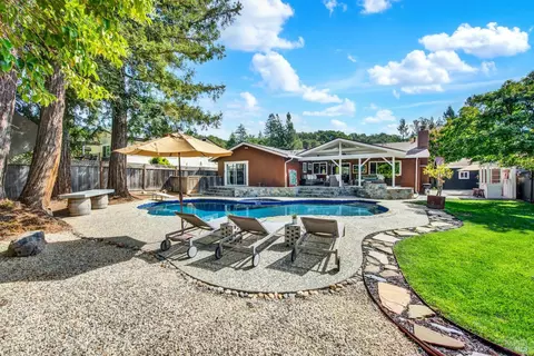1115 Larkin Way, Napa, CA 94558