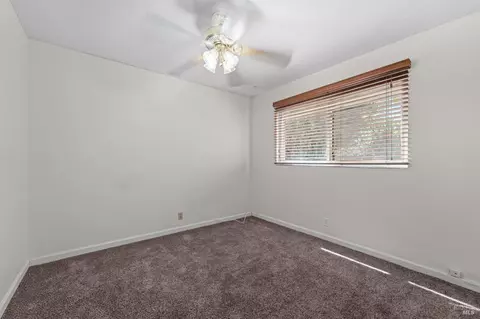 Bedroom - 1086 Mockingbird Ln, Fairfield, CA 94533 photo 2 of 8
