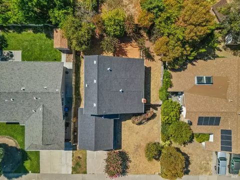View/Area - 1086 Mockingbird Ln, Fairfield, CA 94533 photo 4 of 5