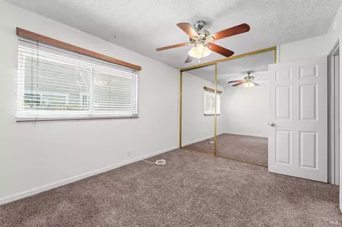 Bedroom - 1086 Mockingbird Ln, Fairfield, CA 94533 photo 4 of 8