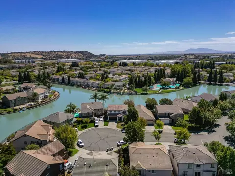 View/Area - 5148 Blue Ct, Fairfield, CA 94534 photo 10 of 14