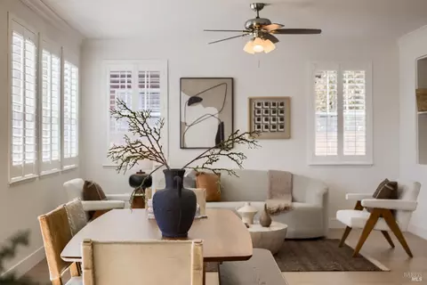 Dining - 5148 Blue Ct, Fairfield, CA 94534 photo 2 of 7