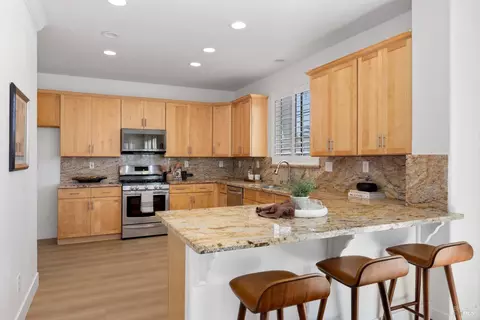 Kitchen - 5148 Blue Ct, Fairfield, CA 94534 photo 1 of 7