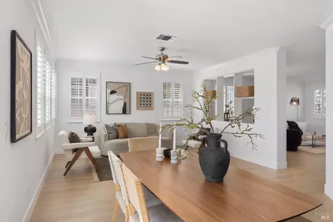 Dining - 5148 Blue Ct, Fairfield, CA 94534 photo 6 of 7