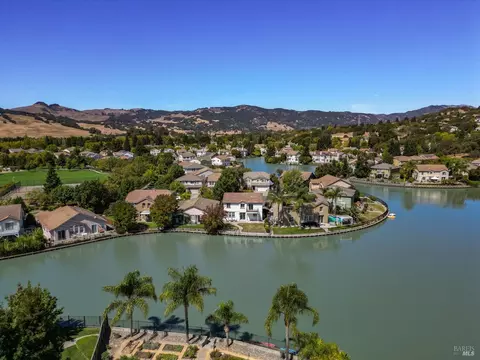 View/Area - 5148 Blue Ct, Fairfield, CA 94534 photo 12 of 14