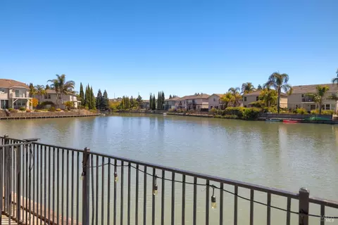 View/Area - 5148 Blue Ct, Fairfield, CA 94534 photo 5 of 14