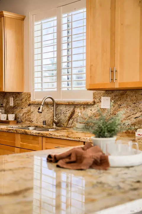 Kitchen - 5148 Blue Ct, Fairfield, CA 94534 photo 5 of 7