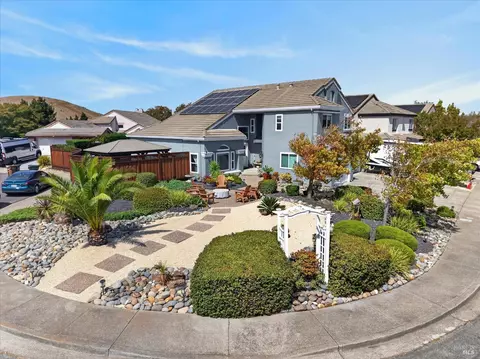 649 Windsor Dr, Benicia, CA 94510
