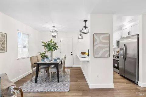 Dining - 5 Parrott St, Vallejo, CA 94590 photo 2 of 3