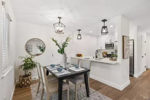 Dining - 5 Parrott St, Vallejo, CA 94590 photo 1 of 3
