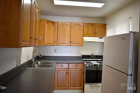 Kitchen - 500 Calaveras St, Vallejo, CA 94590 photo 2 of 2