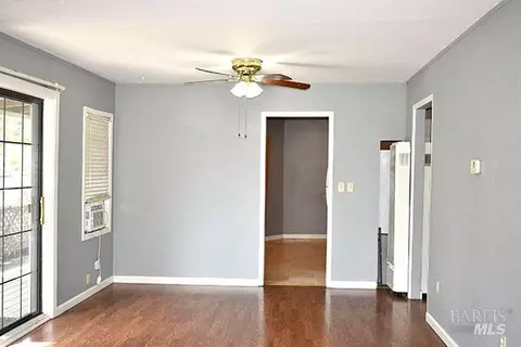 Living - 500 Calaveras St, Vallejo, CA 94590 photo 2 of 3