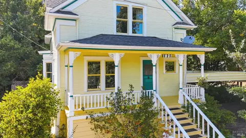 1901 York St, Napa, CA 94559