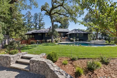 49 Hillcrest Ave, Larkspur, CA 94939