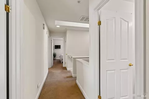 Entry Way - 1041 Mcclelland Dr, Windsor, CA 95492 photo 5 of 5