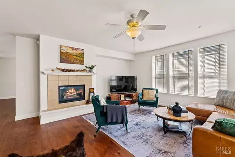 Living - 1041 Mcclelland Dr, Windsor, CA 95492 photo 5 of 5