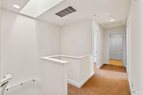 Entry Way - 1041 Mcclelland Dr, Windsor, CA 95492 photo 4 of 5