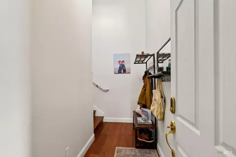 Entry Way - 1041 Mcclelland Dr, Windsor, CA 95492 photo 1 of 5