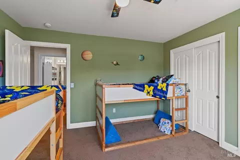 Bedroom - 1041 Mcclelland Dr, Windsor, CA 95492 photo 5 of 6