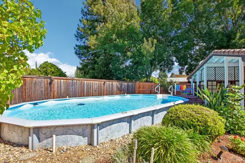 Exterior - 481 Crestview Dr, Vacaville, CA 95688 photo 11 of 19