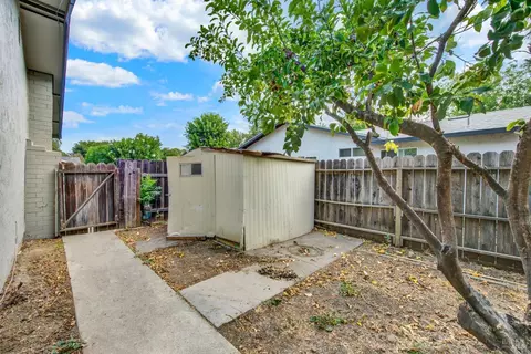 Exterior - 506 Crestview Dr, Vacaville, CA 95688 photo 12 of 14