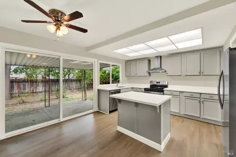Kitchen - 506 Crestview Dr, Vacaville, CA 95688 photo 1 of 7