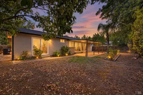 Exterior - 506 Crestview Dr, Vacaville, CA 95688 photo 14 of 14