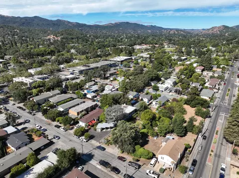 View/Area - 1041 3rd St, Novato, CA 94945 photo 3 of 7