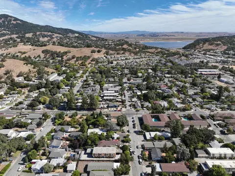 View/Area - 1041 3rd St, Novato, CA 94945 photo 7 of 7