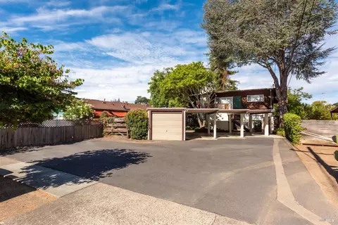 Exterior - 1041 3rd St, Novato, CA 94945 photo 3 of 9