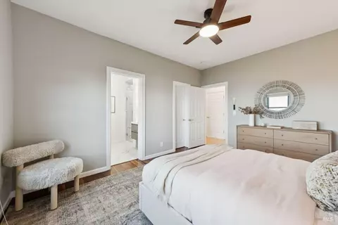 Bedroom - 207 Taylor Rd, Tiburon, CA 94920 photo 4 of 6