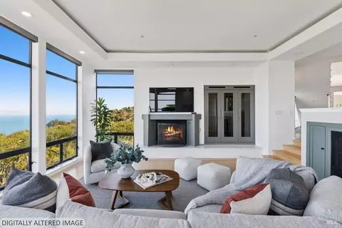 Living - 207 Taylor Rd, Tiburon, CA 94920 photo 7 of 9