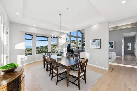 Dining - 207 Taylor Rd, Tiburon, CA 94920 photo 4 of 4