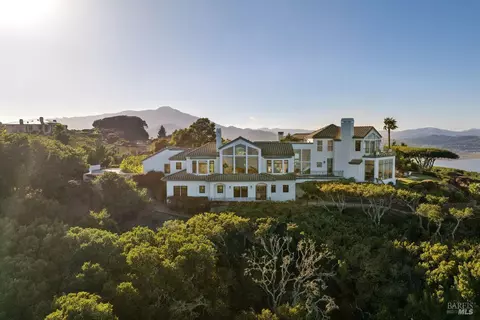 Exterior - 207 Taylor Rd, Tiburon, CA 94920 photo 13 of 16