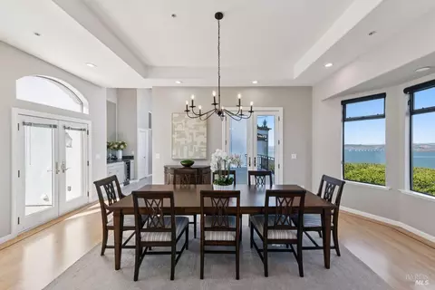 Dining - 207 Taylor Rd, Tiburon, CA 94920 photo 1 of 4