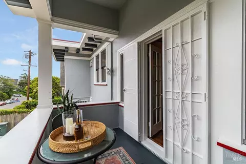 Exterior - 645 Georgia St, Vallejo, CA 94590 photo 5 of 11