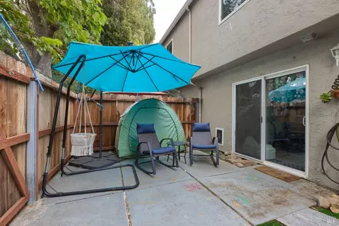 Exterior - 369 Eldridge Ave, Vacaville, CA 95688 photo 4 of 4