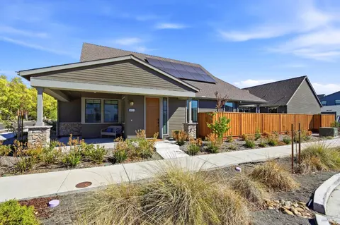 9001 Camino Colegio, Rohnert Park, CA 94928
