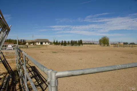 Exterior - 8320 Shadi Ln, Winters, CA 95694 photo 27 of 30