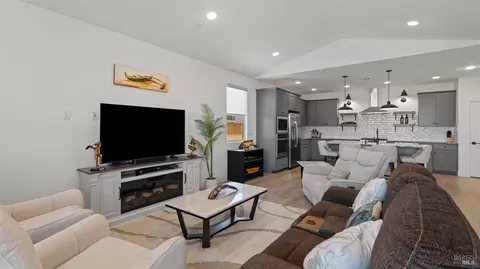 Other - 325 Fable Ct, Dixon, CA 95620 photo 3 of 10