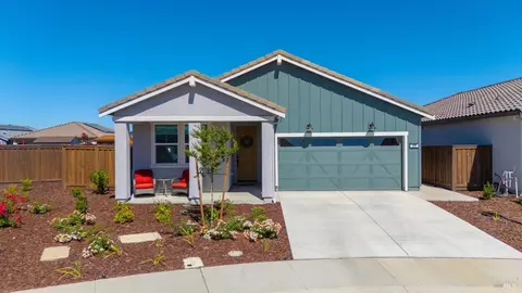 Exterior - 325 Fable Ct, Dixon, CA 95620 photo 17 of 21