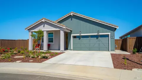 Exterior - 325 Fable Ct, Dixon, CA 95620 photo 3 of 21