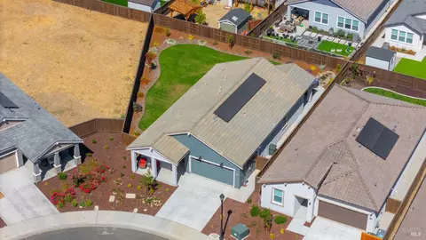 View/Area - 325 Fable Ct, Dixon, CA 95620 photo 6 of 20