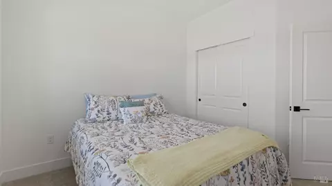 Bedroom - 325 Fable Ct, Dixon, CA 95620 photo 6 of 6