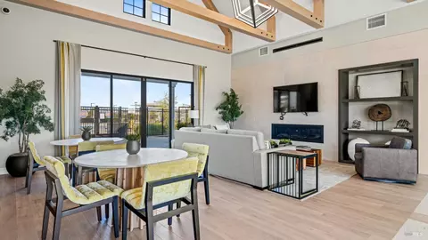 View/Area - 325 Fable Ct, Dixon, CA 95620 photo 13 of 20