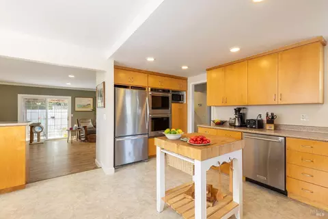 Kitchen - 204 Sutter St, Petaluma, CA 94954 photo 2 of 6